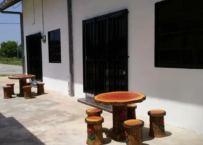 Rehat Penginapan Famili