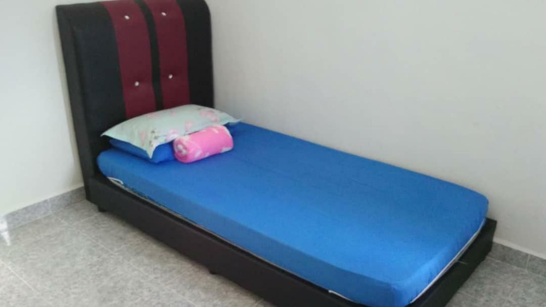 Holiday home Rehat Famili *
